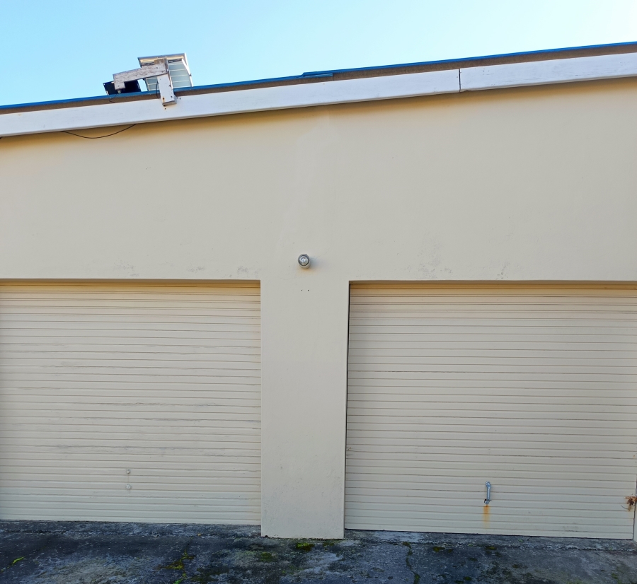 4 Bedroom Property for Sale in Gansbaai Central Western Cape